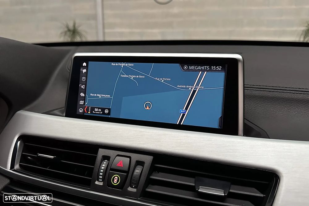 BMW X1 25 e xDrive Pack M - 16