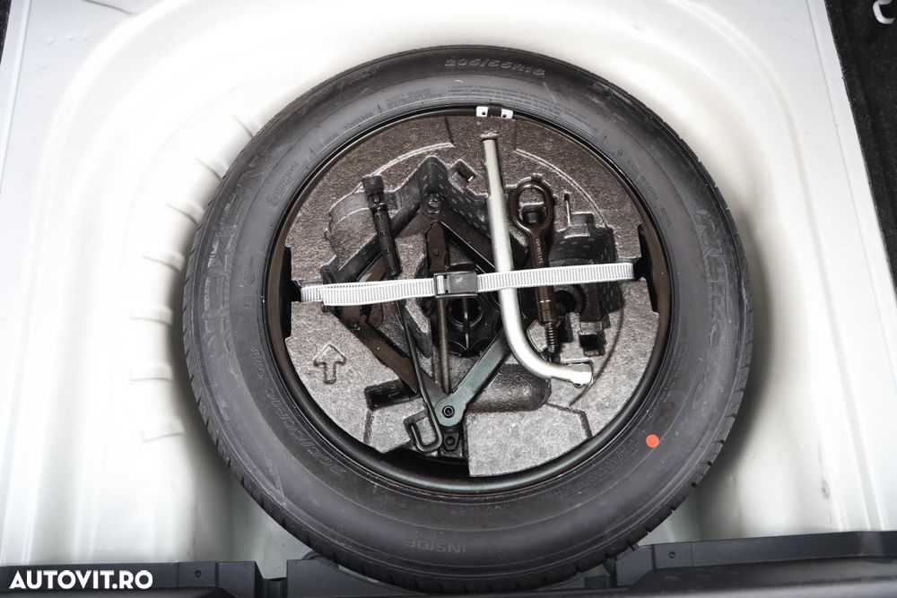 Skoda Octavia 1.6 TDI DSG Ambition - 31