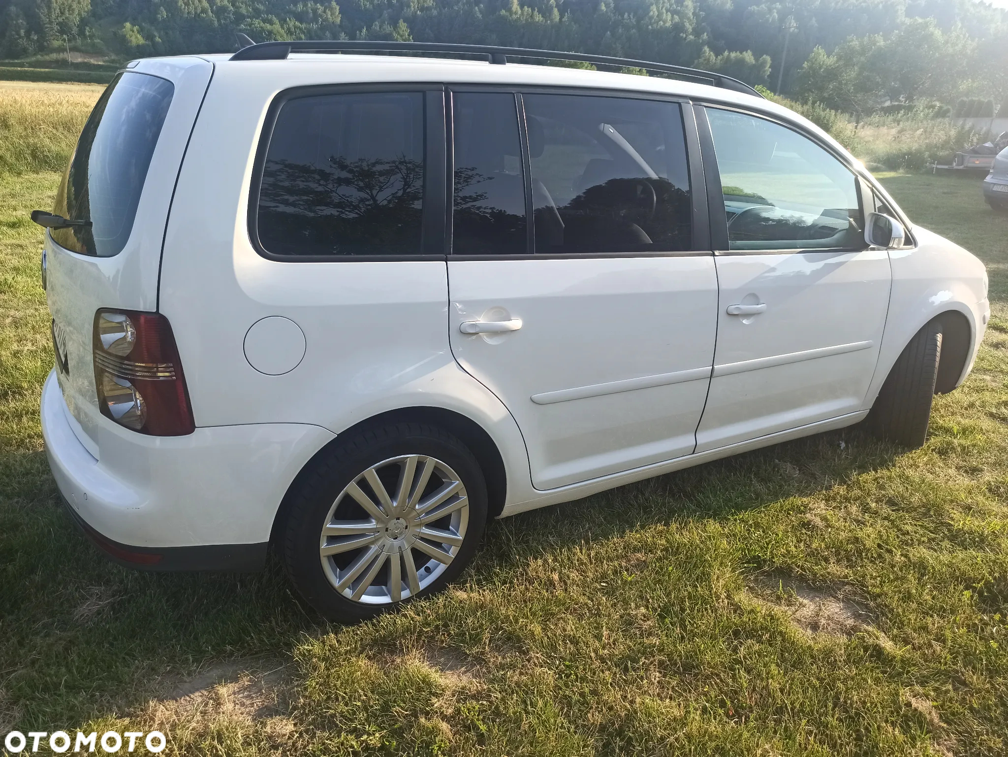 Volkswagen Touran - 3