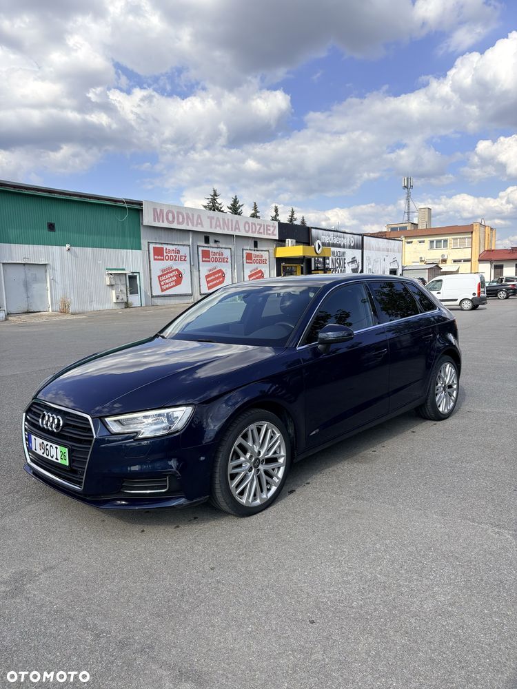 Audi A3 Sportback - 3