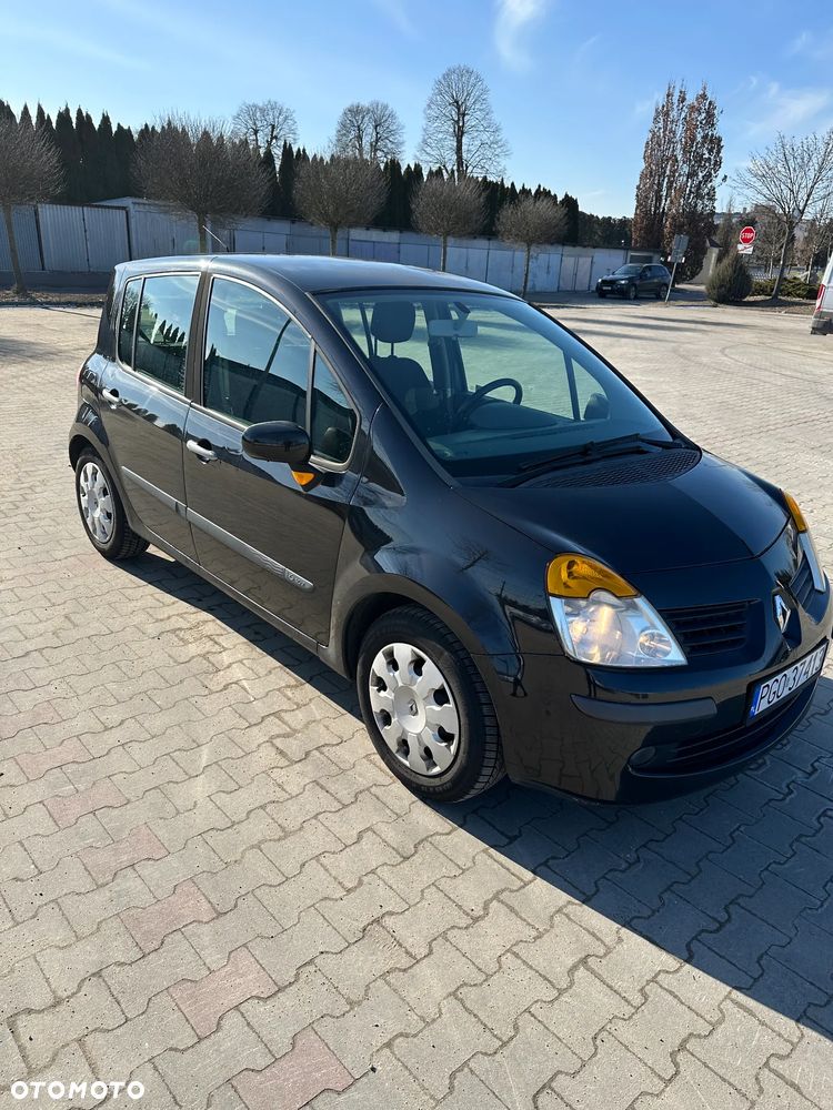 Renault Modus - 1