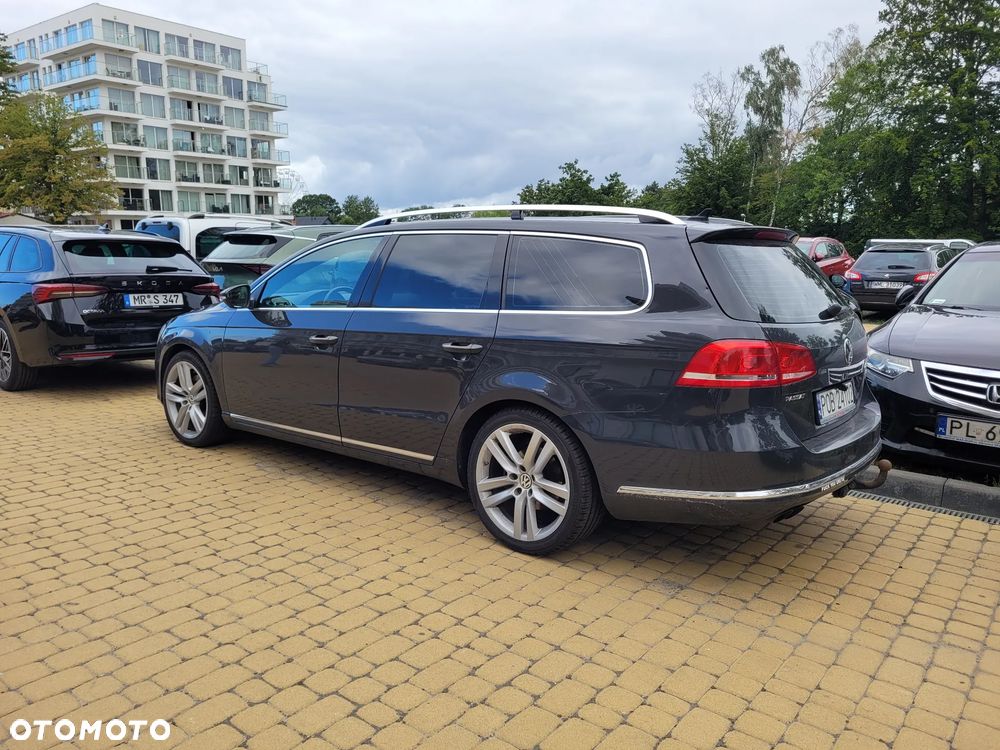 Volkswagen Passat 2.0 TDI Edition 40 DSG - 2