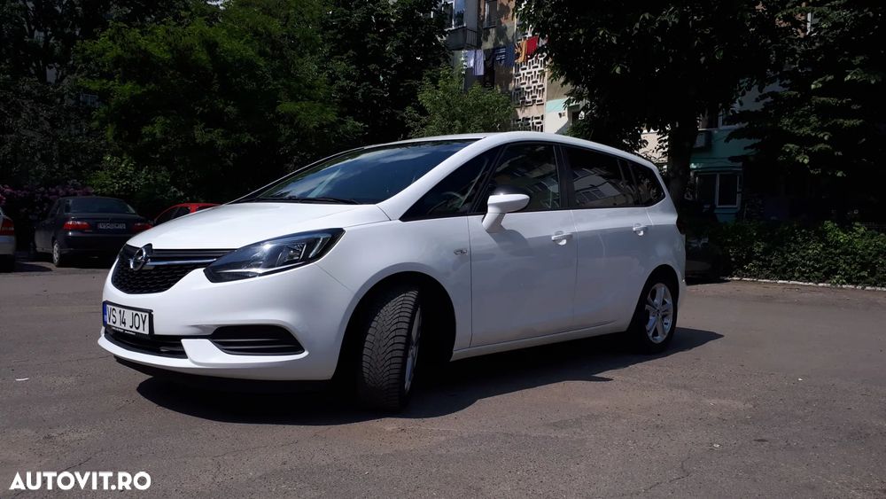 Opel Zafira 1.4 Essentia - 2
