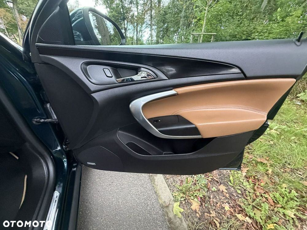 Opel Insignia - 32