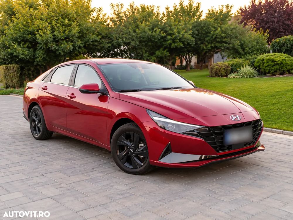 HYUNDAI Elantra 2022