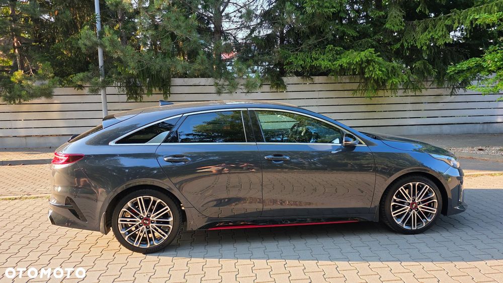 Kia ProCeed - 14