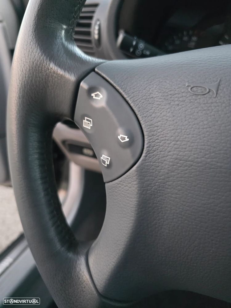 Mercedes-Benz C 220 CDi Avantgarde - 32