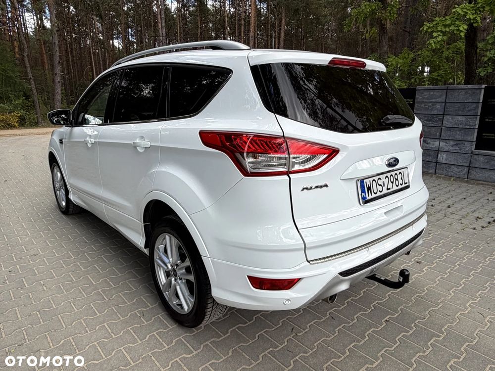 Ford Kuga 2.0 TDCi 4x4 Titanium - 17