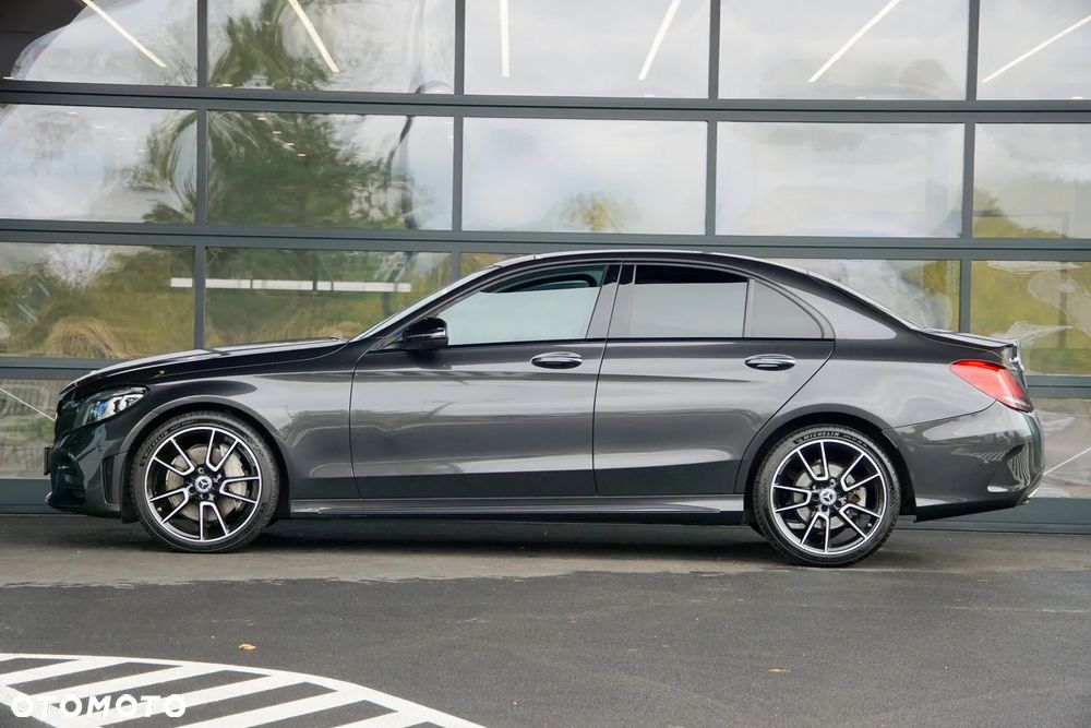 Mercedes-Benz Klasa C 400 4Matic 9G-TRONIC AMG Line - 9