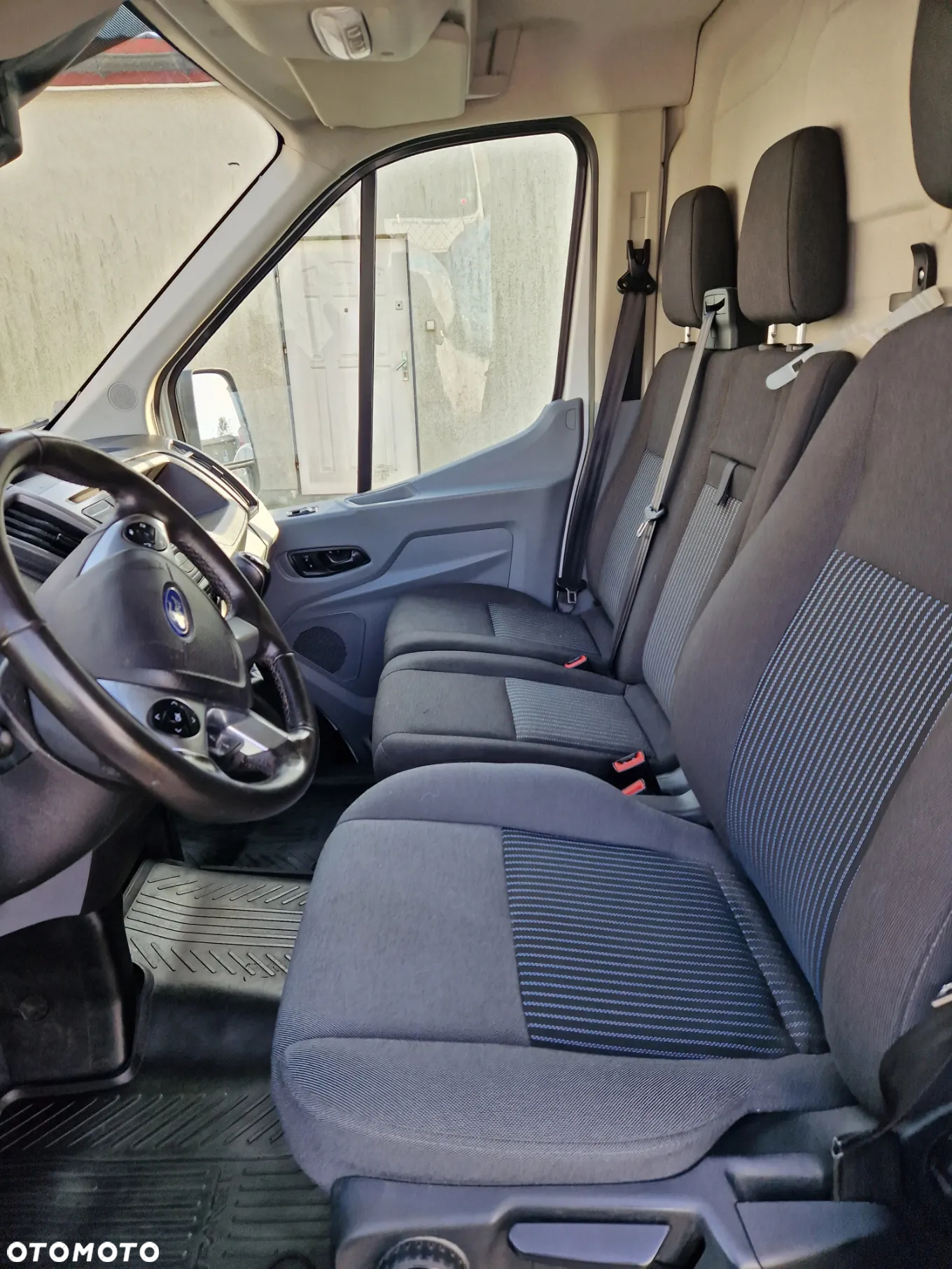 Ford Transit - 12