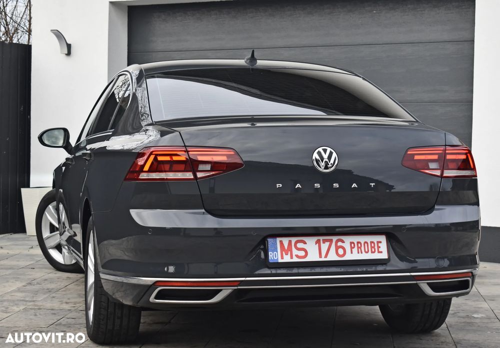 Volkswagen Passat Variant 2.0 TDI SCR DSG Highline - 5