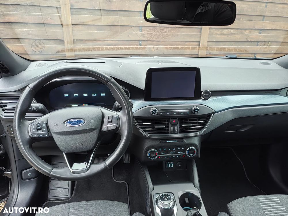 Ford Focus 1.5 EcoBlue Start-Stopp-System Aut. TITANIUM DESIGN - 6