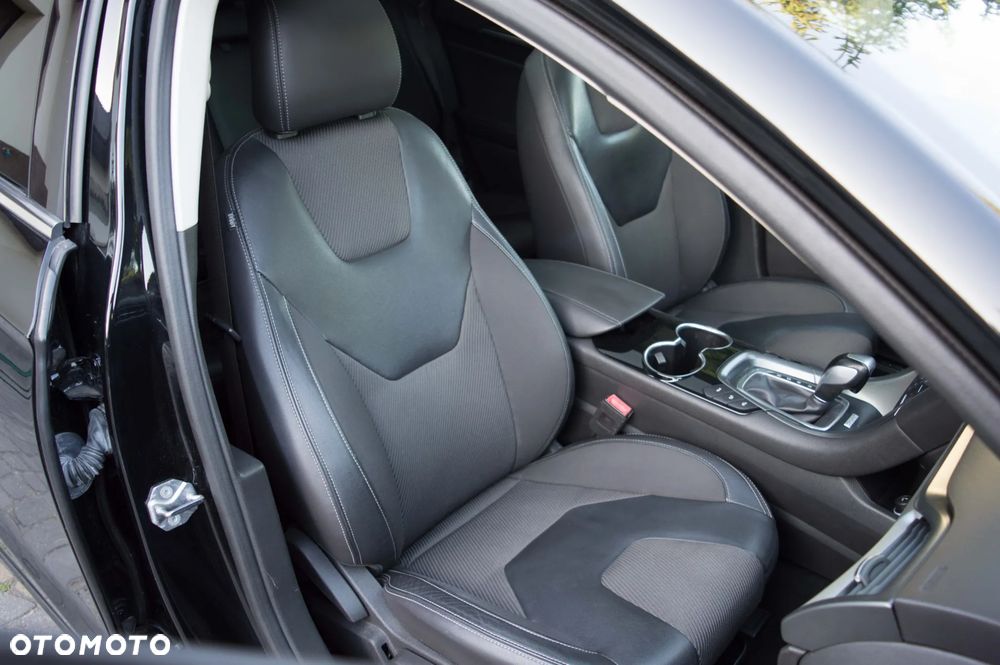Ford Mondeo 2.0 TDCi Titanium PowerShift - 30