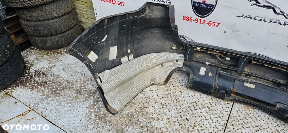 Dodge Durango III LIFT 2017- GT Kompletny zderzak tył pod 4x PDC oraz zaślepka na hak ZDERZAK POD 2 RURY kolor PXJ CZARNY  wersja GT - 18