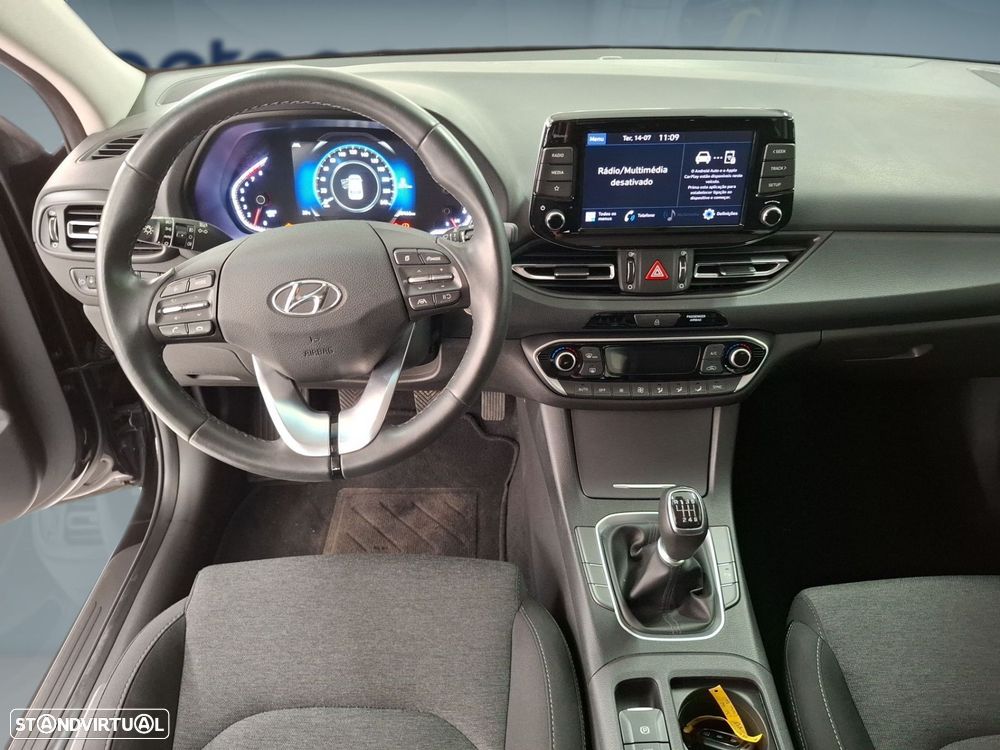 Hyundai i30 1.0 T-GDI Style Plus — fotografia 13
