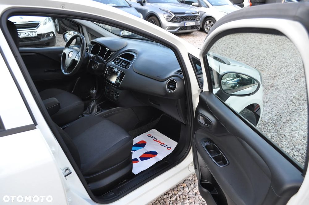 Fiat Punto 1.2 Young - 14