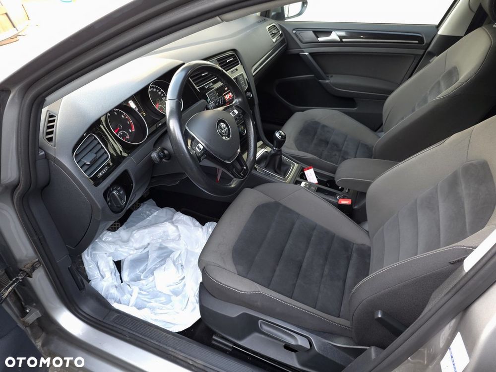 Volkswagen Golf 1.4 TSI BMT Highline - 10