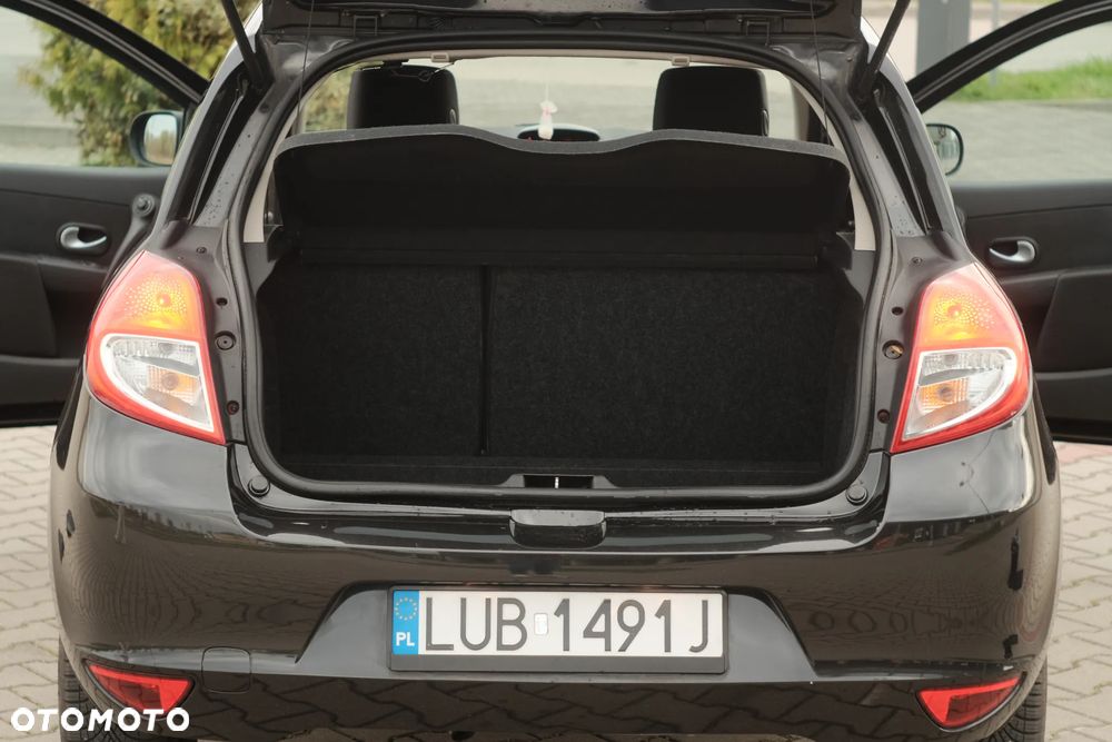 Renault Clio 1.2 16V Expression - 12