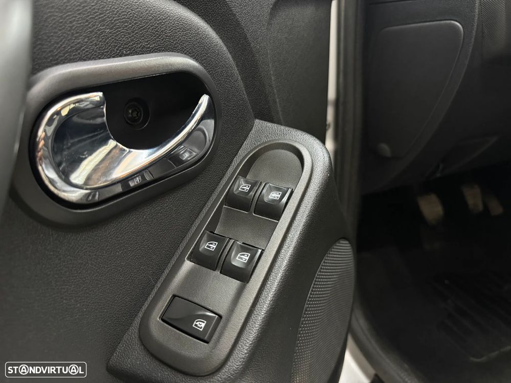 Dacia Duster 1.5 dCi Prestige - 23