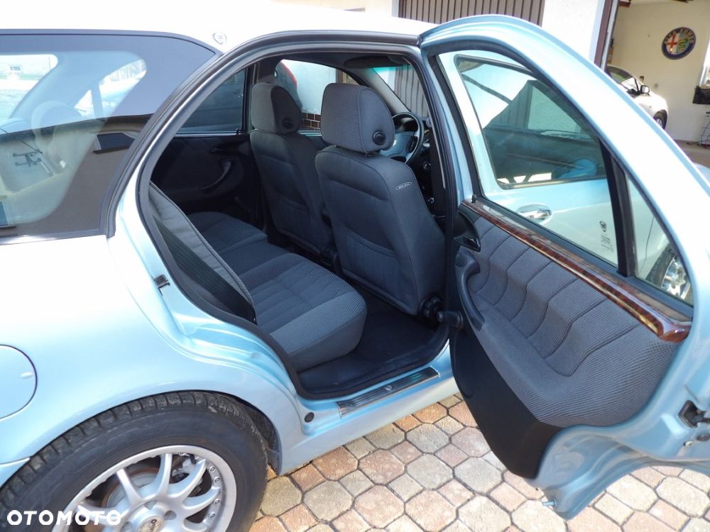 Lancia Lybra 1.9 JTD - 8