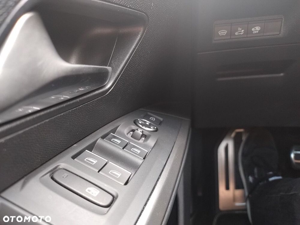 Peugeot 3008 - 21