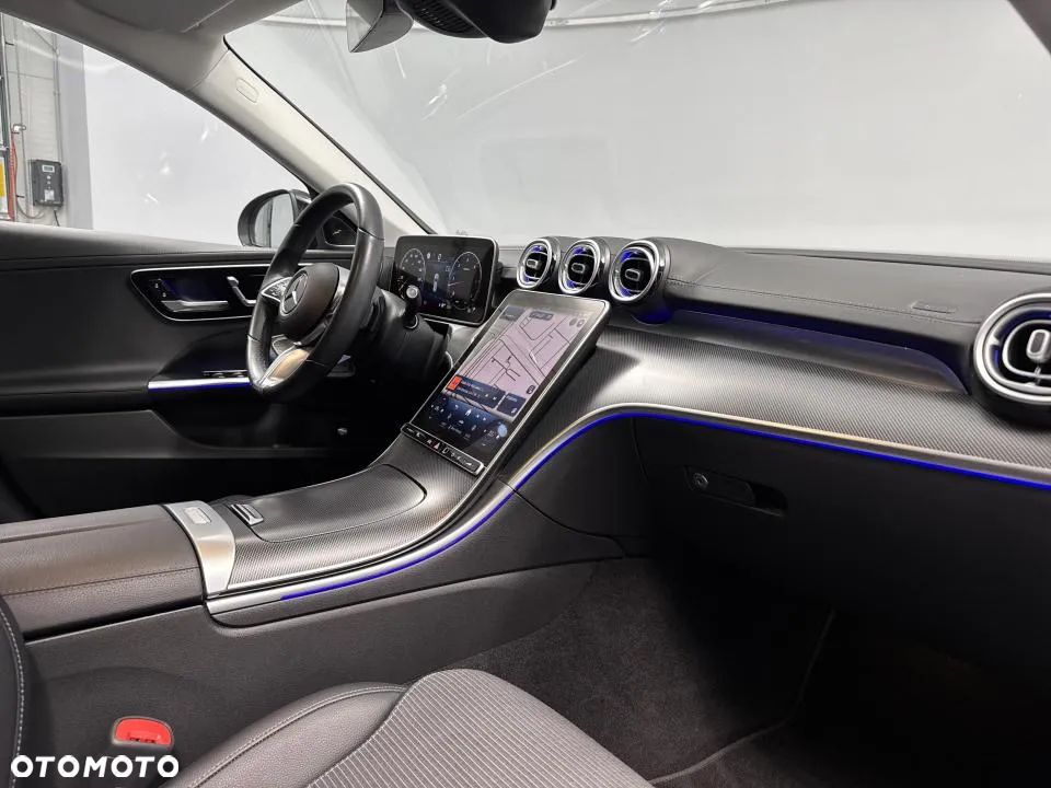 Mercedes-Benz Klasa C ver-220-d-mhev-4--matic-all--terrain-avantgarde - 25