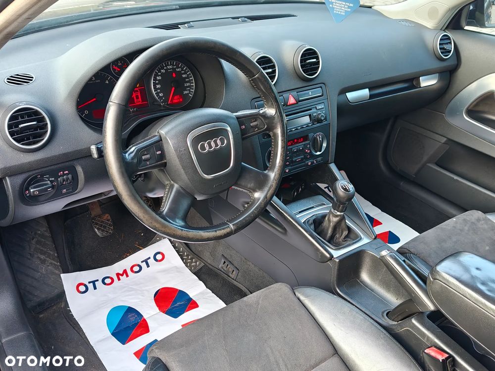 Audi A3 Sportback 1.9 TDI Ambiente - 15