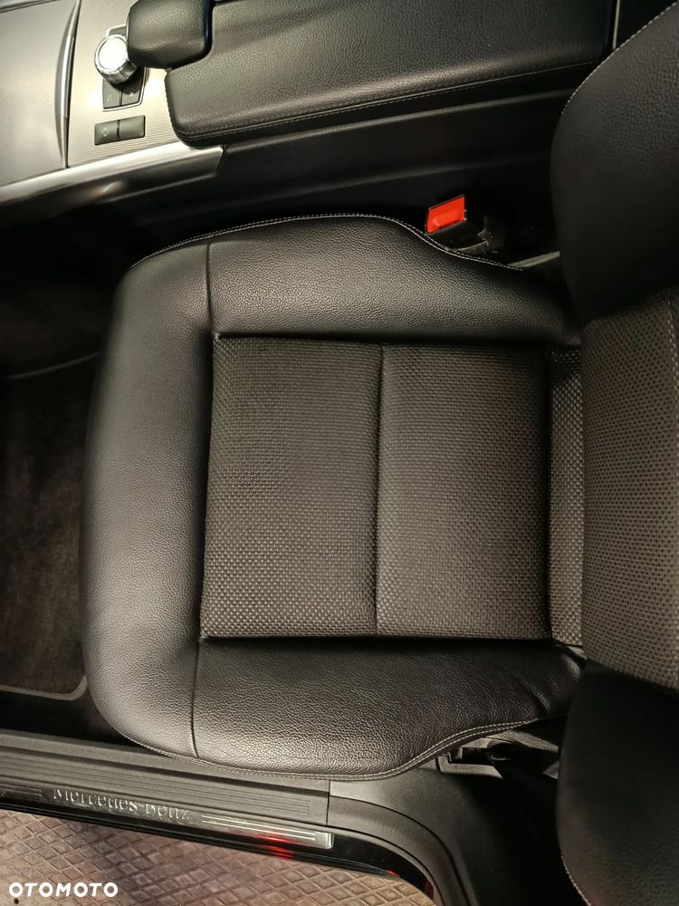 Mercedes-Benz Klasa E 200 CDI DPF BlueEFFICIENCY Automatik Avantgarde - 13