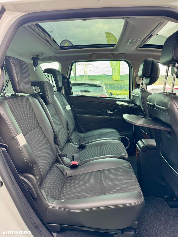 Renault Scenic - 9