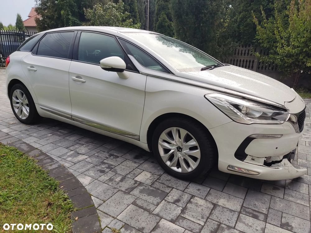 Citroën DS5 1.6 THP Chic S&S EAT6 - 5