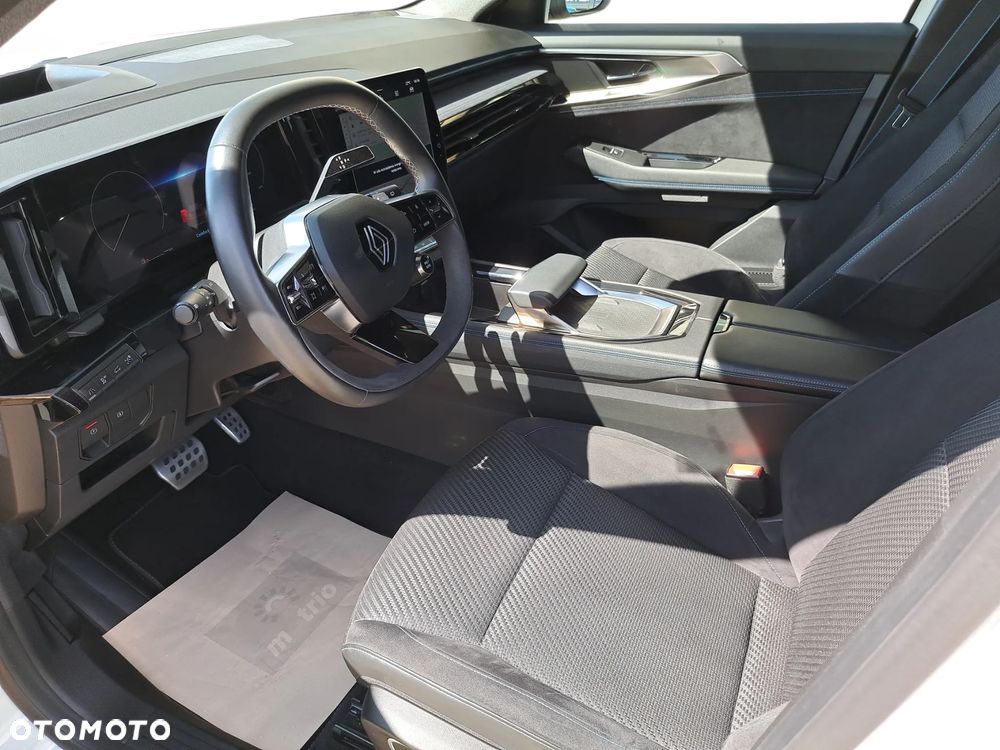 Renault Austral 1.3 TCe mHEV Iconic esprit Alpine - 12