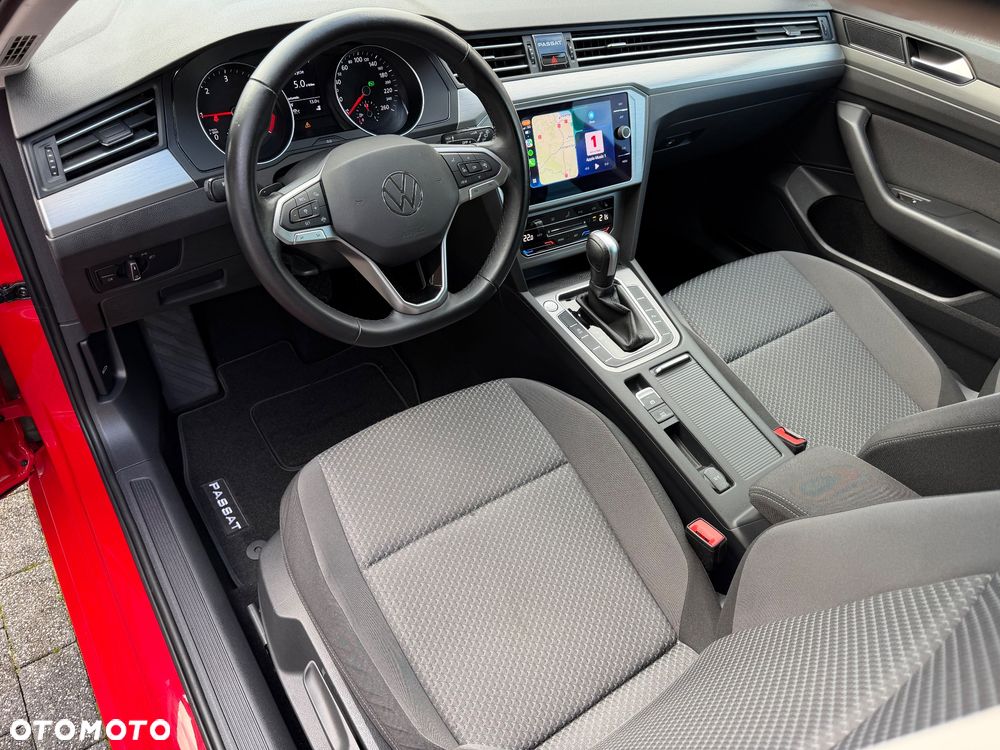 Volkswagen Passat 2.0 TDI SCR DSG Business - 22