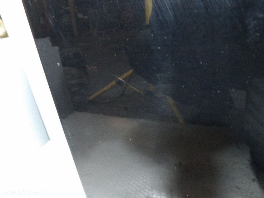 INFINITI G37 DRZWI PRZÓD PRAWE  KH3 - 4