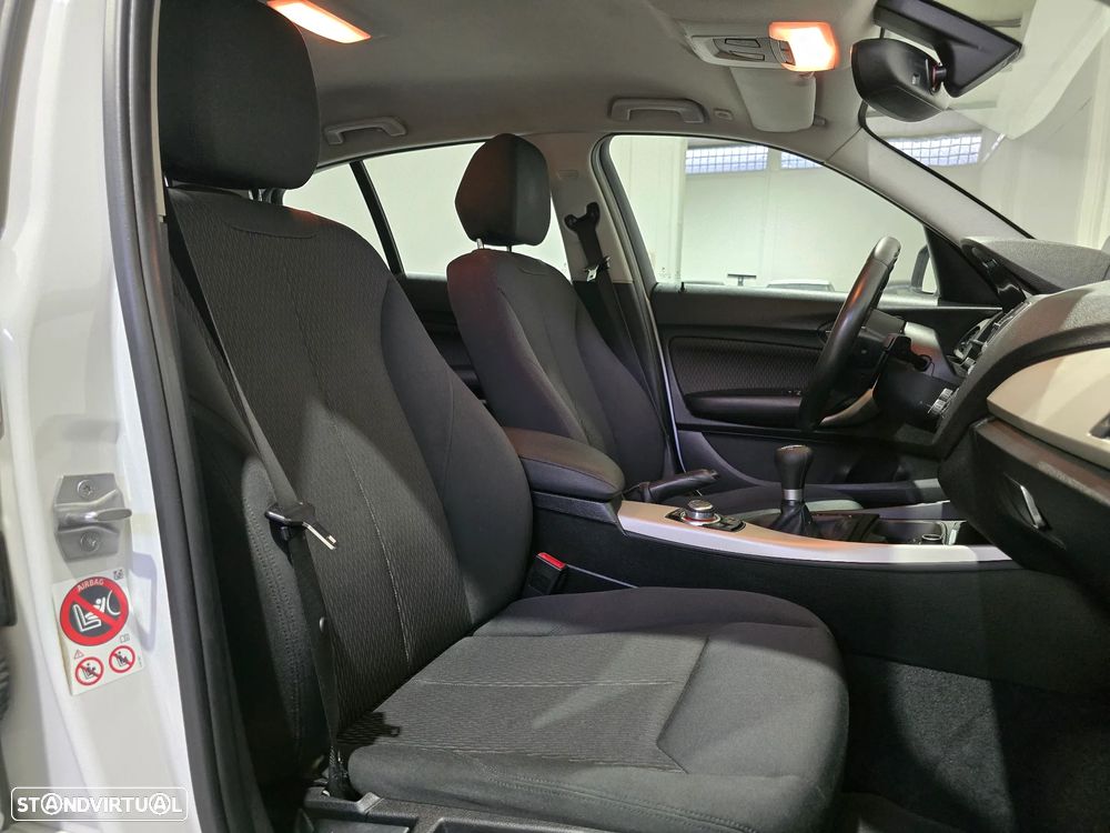 BMW 116 d Pack M - 41