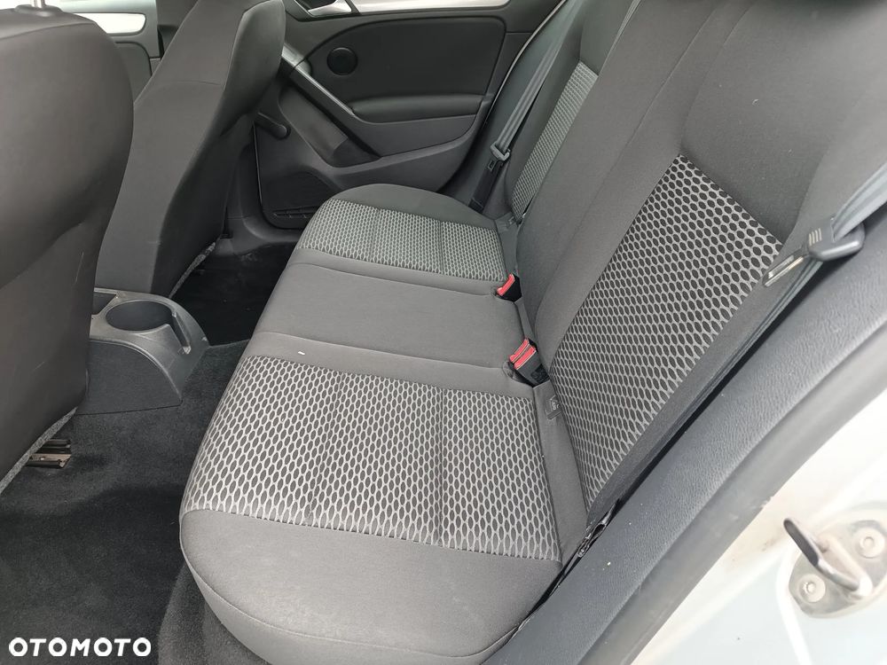 Volkswagen Golf 1.6 Trendline - 8