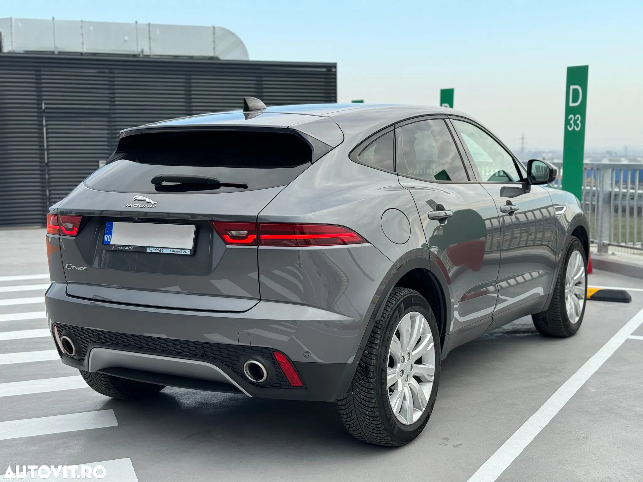 Jaguar E-Pace D150 AWD SE - 32