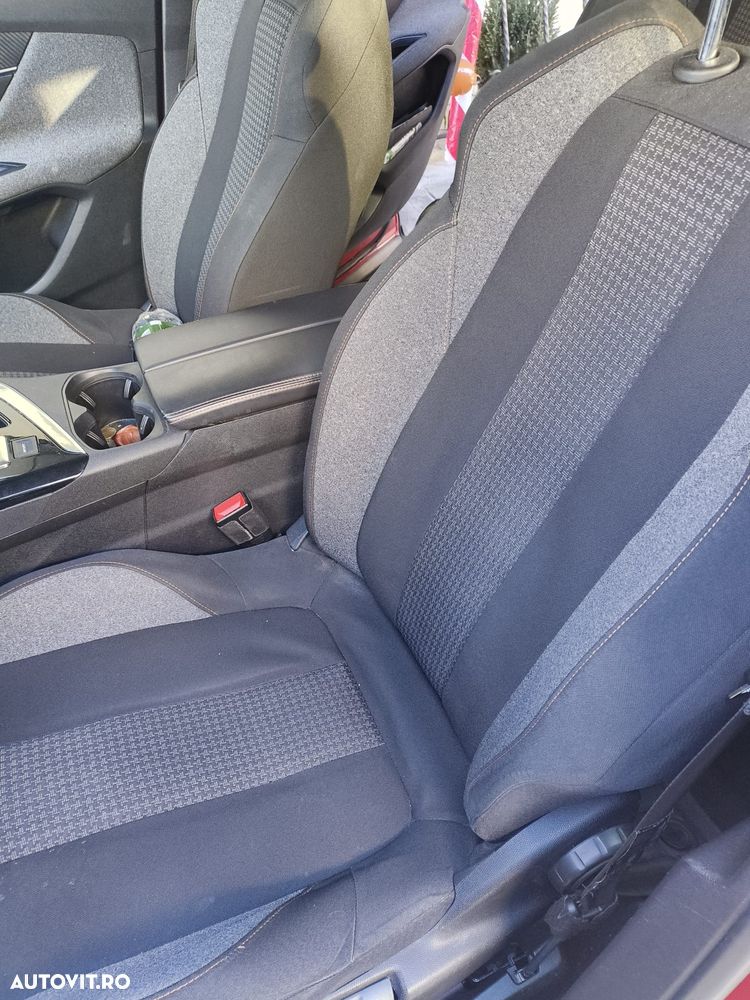 Peugeot 3008 1.5 BlueHDI S&S EAT8 Active - 3