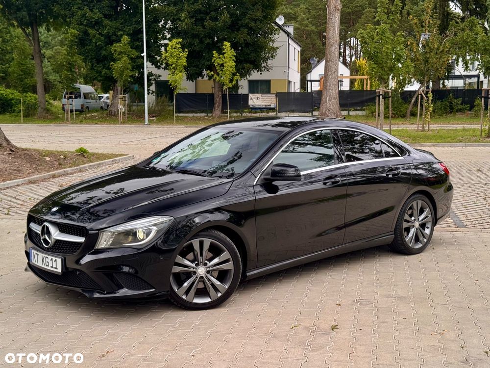 Mercedes-Benz CLA 200 AMG Line - 16