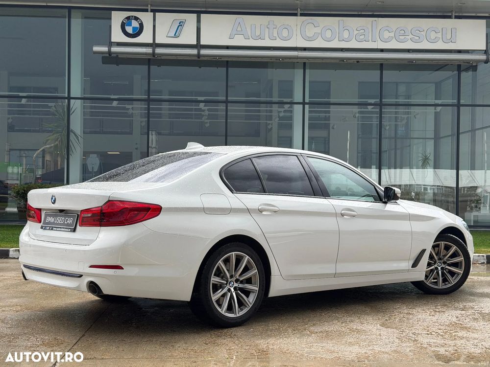 BMW Seria 5 520i AT - 4
