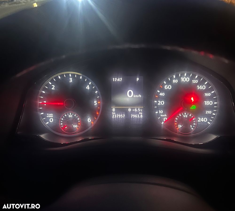 Volkswagen Tiguan 2.0 TDI DPF 4Motion BlueMotion Technology DSG Cup Sport & Style - 20