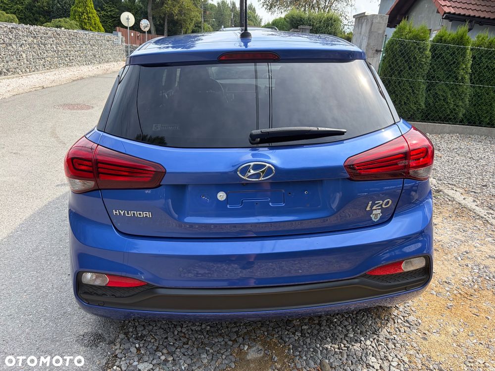 Hyundai i20 1.2 Passion Plus - 12