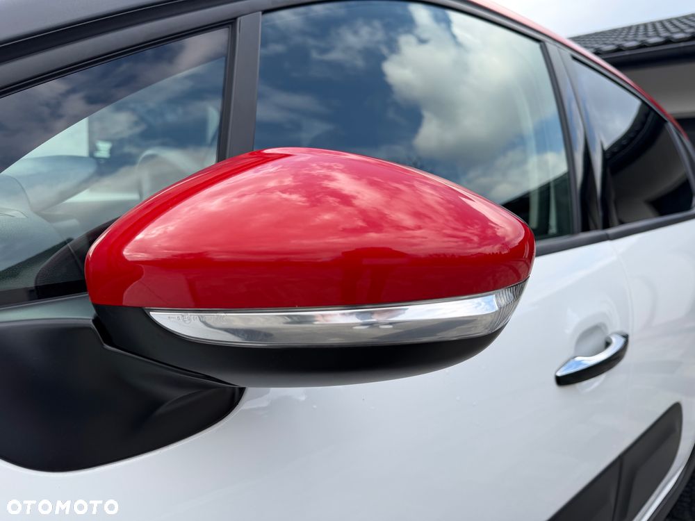 Citroën C3 1.2 PureTech Shine - 17