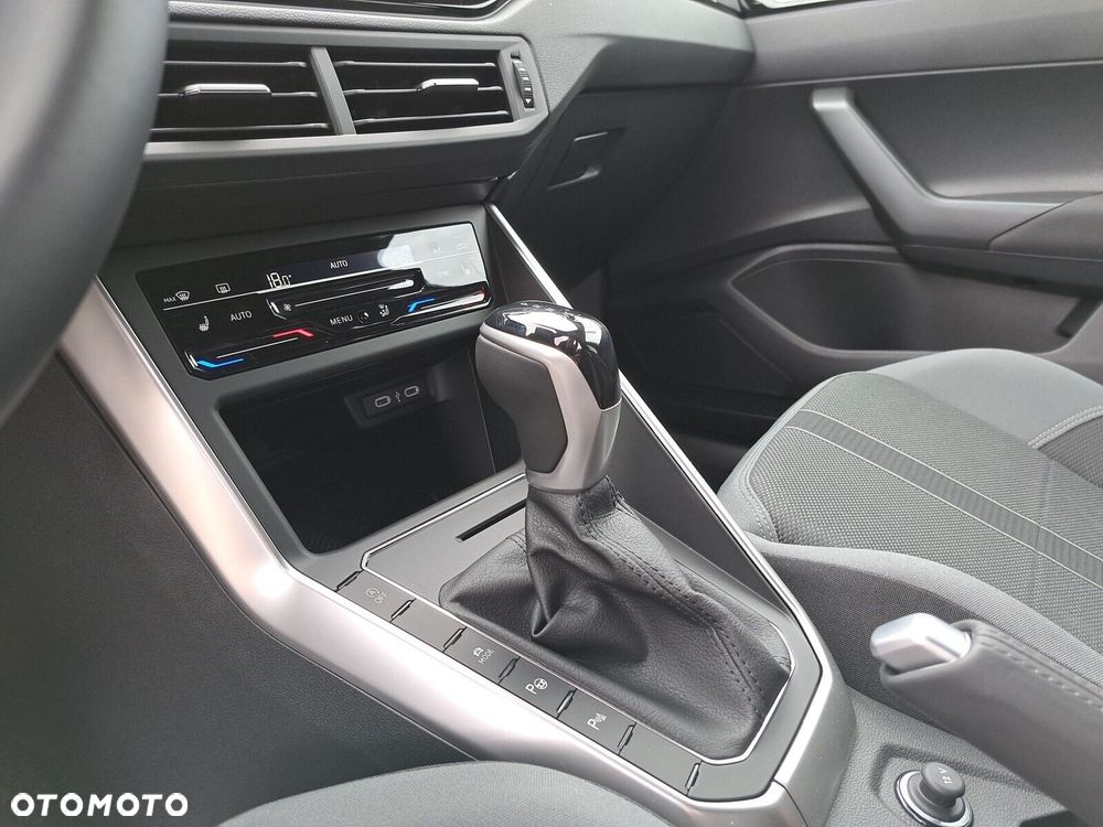 Volkswagen Polo - 16