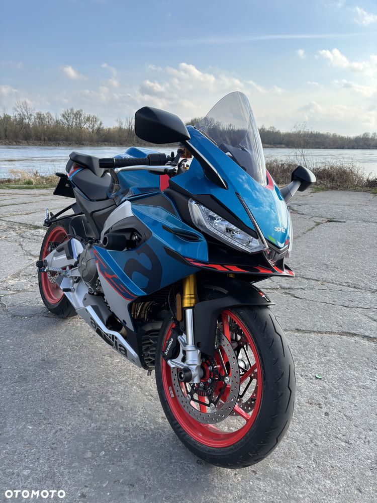Aprilia RS - 9