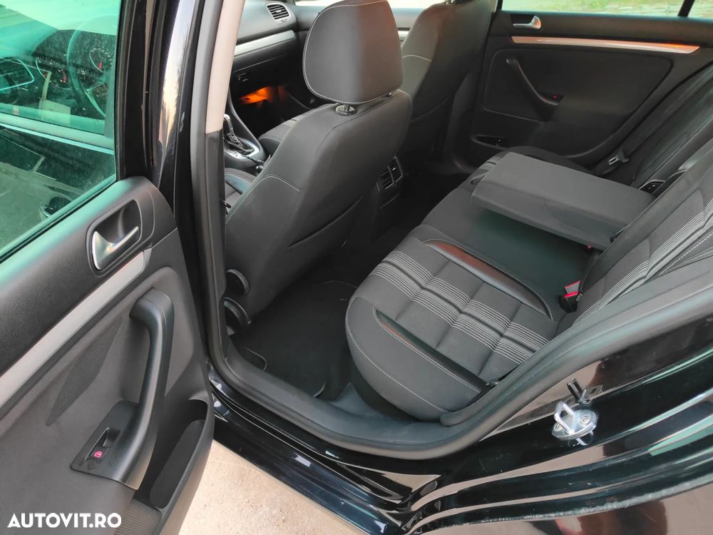 Volkswagen Golf 1.6 TDI DPF DSG BlueMotion Technology Highline - 7