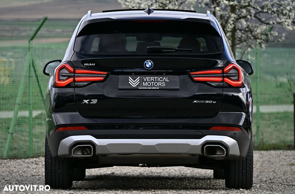 BMW X3 xDrive30e Aut. Luxury Line - 7