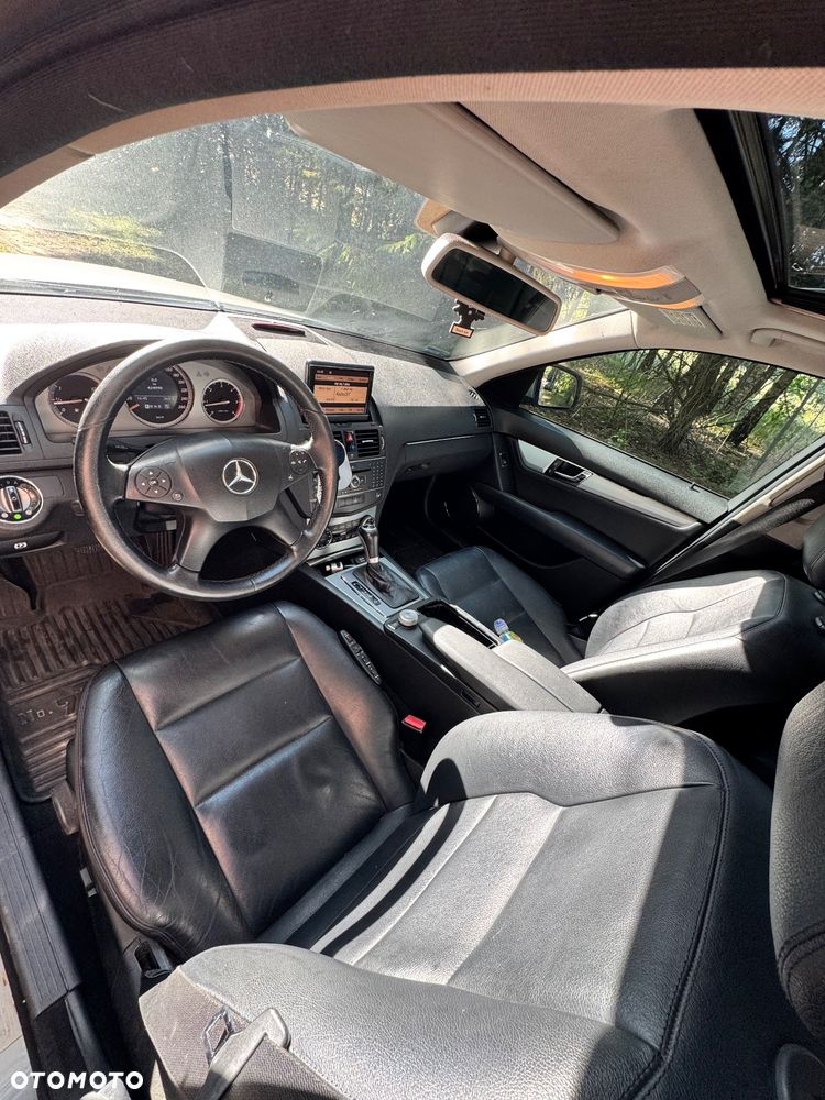 Mercedes-Benz Klasa C 220 CDI DPF Automatik Avantgarde - 17
