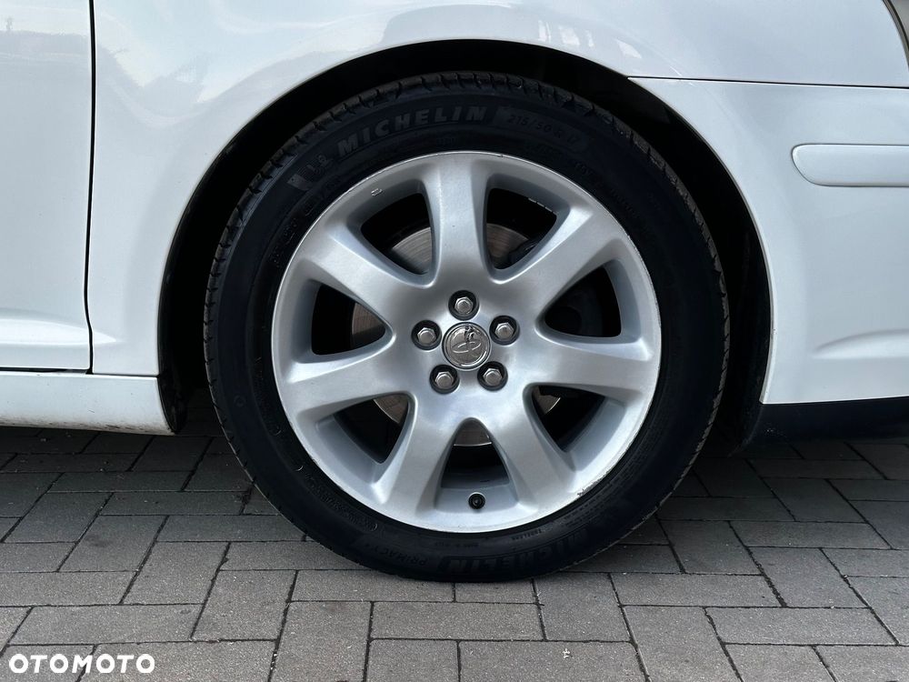 Toyota Avensis 2.0 VVT-i Prestige Premium - 24