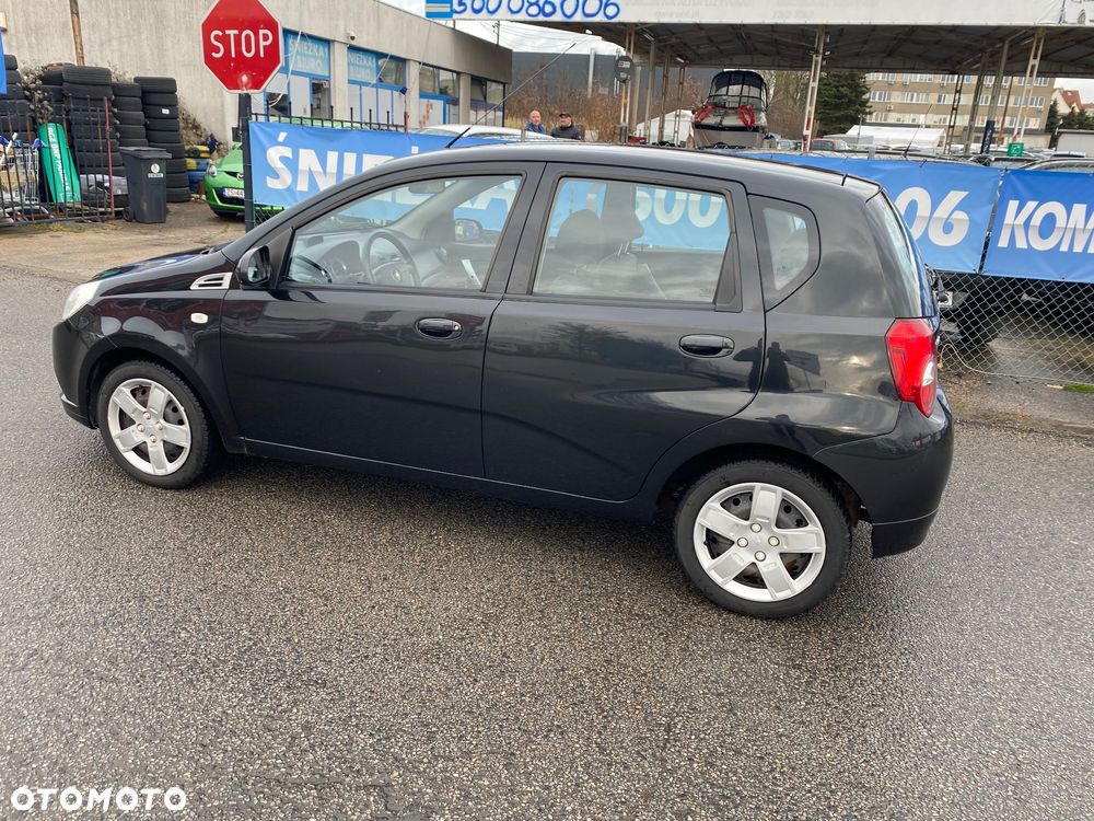 Chevrolet Aveo 1.2 - 15