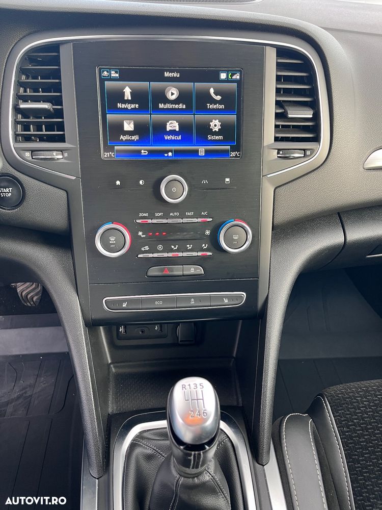 Renault Megane TCe 140 GPF Intens - 11